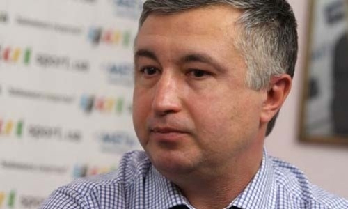 «Ребята мастеровитые, у них всё наиграно». Главный тренер сборной Украины — о втором поражении от Казахстана подряд