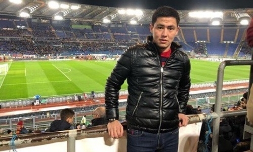 Полузащитник «Атырау» посетил матч «Рома» — «Кальяри»