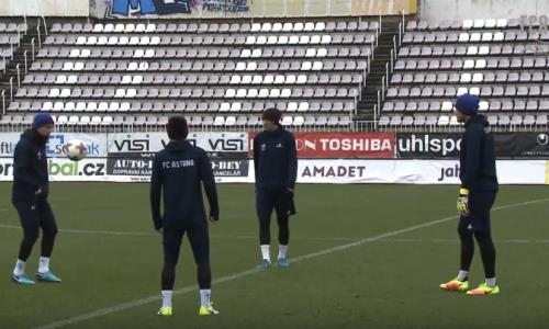 Видео первой тренировки «Астаны» в Праге