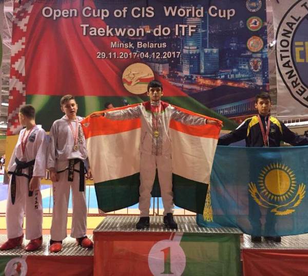 Семиклассница из Экибастуза победила на Кубке мира по тхэквондо