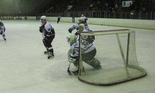Фоторепортаж с матчей чемпионата РК «Горняк» — «Бейбарыс» 3:0, 1:2