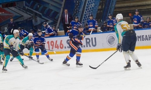 Фоторепортаж с матча ВХЛ СКА-Нева — «Торпедо» 2:3