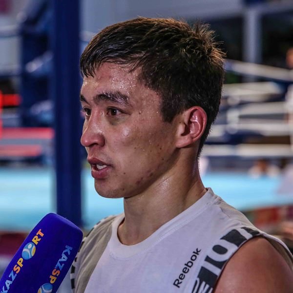 «Лучший боксер 2017 года». Как Кайрат Ералиев покоряет новые вершины