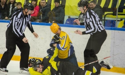 Фоторепортаж с матча ВХЛ «Сарыарка» — «Саров» 2:1 ОТ