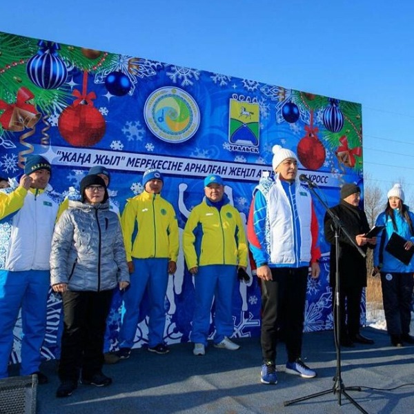 Аким ЗКО пробежал кросс в поддержку олимпийцев