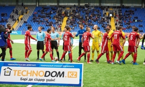 Клубами Премьер-Лиги в 2017 году сыграно 239 матчей