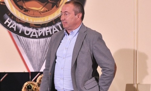 Стоилов извинился за отсутствие на вручении награды лучшему тренеру Болгарии