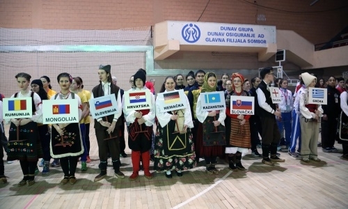 Женская сборная Казахстана приняла участие в церемонии открытия Кубка Наций в Сербии