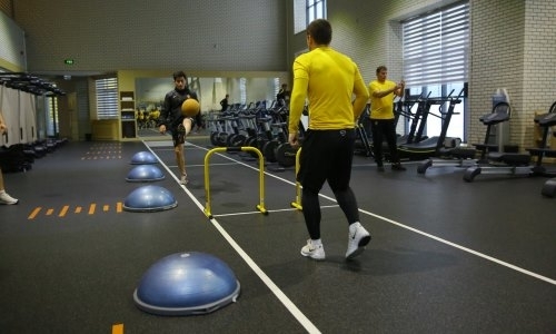 «Кайрат А» озвучил список футболистов на УТС