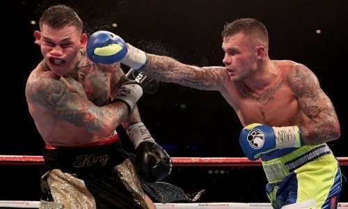 Побитый Головкиным британец готов сразиться с Сондерсом