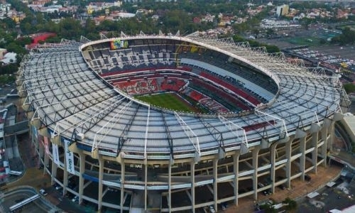 Соперника Головкина «Канело» приглашают провести большой бой в Мексике