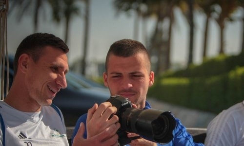 Игроки «Астаны» примерили на себя роль фотографов