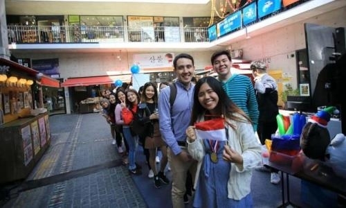 О настроениях в олимпийском Пхенчхане рассказали казахстанские студенты