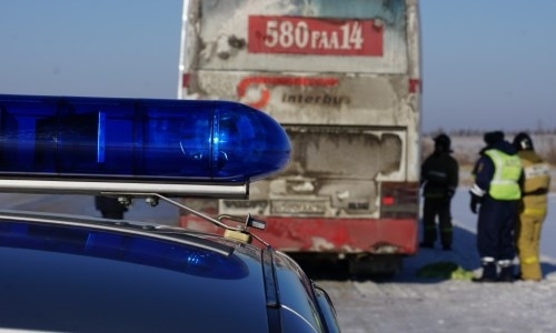 В России в мороз сломался автобус с детской хоккейной командой из Казахстана