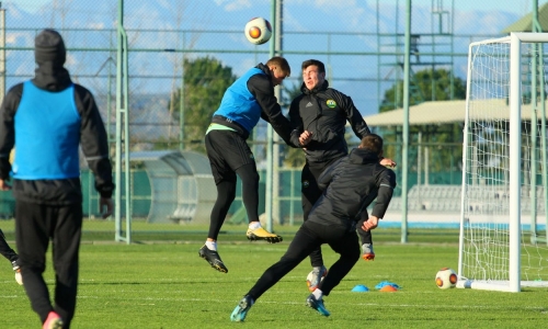 Букмекеры назвали фаворита товарищеского матча «Акжайыка» с «Кубанью»