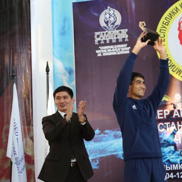 «Недооцененный „арлан“». Шымбергенов готовится стать первым номером в сборной Казахстана