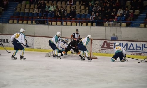 Фоторепортаж с матча ВХЛ «Молот-Прикамье» — «Торпедо» 2:3