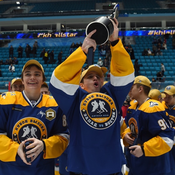Главные звёзды Галактики КХЛ. Лучшие фото Недели Звёзд хоккея в Астане