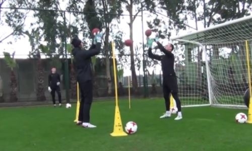 Видео с тренировки вратарей «Шахтера» на УТС в Турции