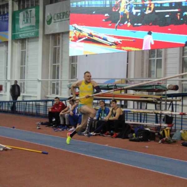 Легкоатлеты девяти стран разыграли призы от Ольги Рыпаковой в ВКО