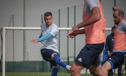 Фоторепортаж с тренировки «Астаны» на УТС