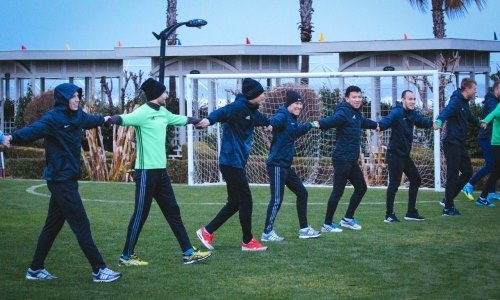 Фоторепортаж с утренней тренировки «Атырау» в Белеке