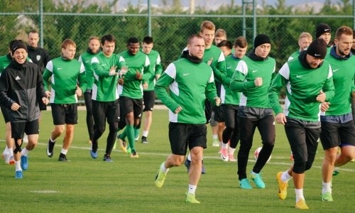 Фоторепортаж с предыгровой тренировки «Атырау» в Турции
