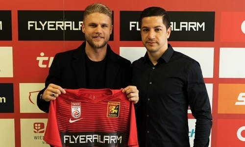 Футболист сборной Казахстана перешел в австрийский клуб