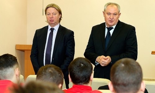 Экс-тренер сборной Казахстана возглавил российский клуб