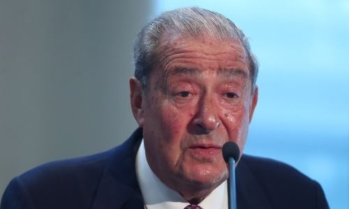 «Возможно мы сумеем что-то сделать». Арум — о «конфликте трансляций» боев Ломаченко и Головкина