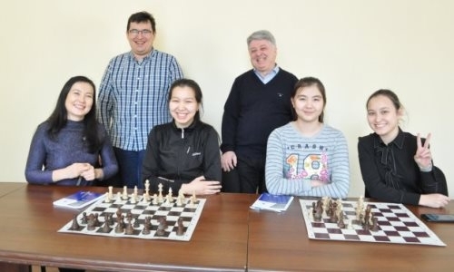 «Постараемся показать максимальный результат». Наставник женской сборной Казахстана — о подготовке к Шахматной олимпиаде