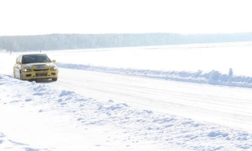 Авторалли на льду проходят в Петропавловске