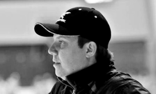 Умер казахстанский хоккейный судья