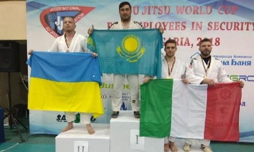 Костанайский полицейский стал чемпионом мира по джиу-джитсу