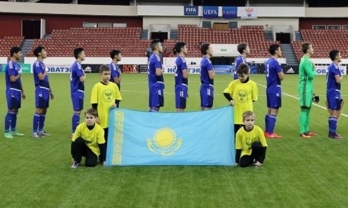 Юношеская сборная Казахстана до 19 лет минимально уступила Таджикистану