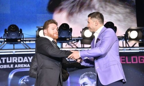 Головкин и Альварес запутались при рукопожатии после дуэли взглядов