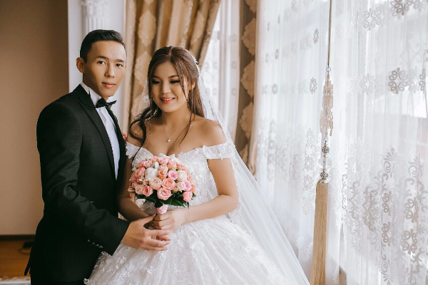 Тогжан Жолмаханова: «На нашем первом свидании мы с Алишером смотрели игру „Барселона“ — „Реал“»