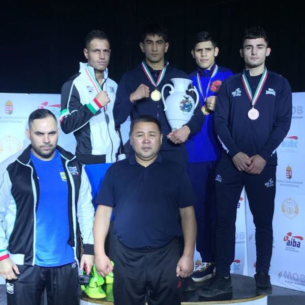 Сборная Казахстана, взяв три «золота», выиграла международный турнир в Венгрии