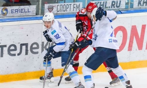 Фоторепортаж с матча МХЛ «Авто» — «Снежные Барсы» 4:1