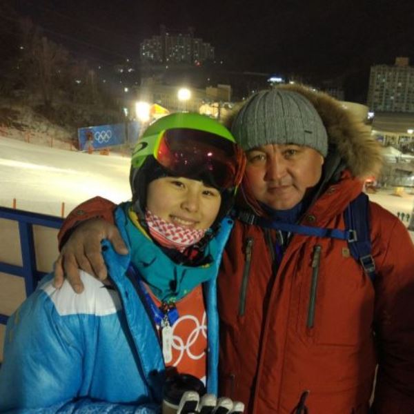 «Многие смеялись, называя нас страной Бората». Казахстанская могулистка — о поведении европейских спортсменов