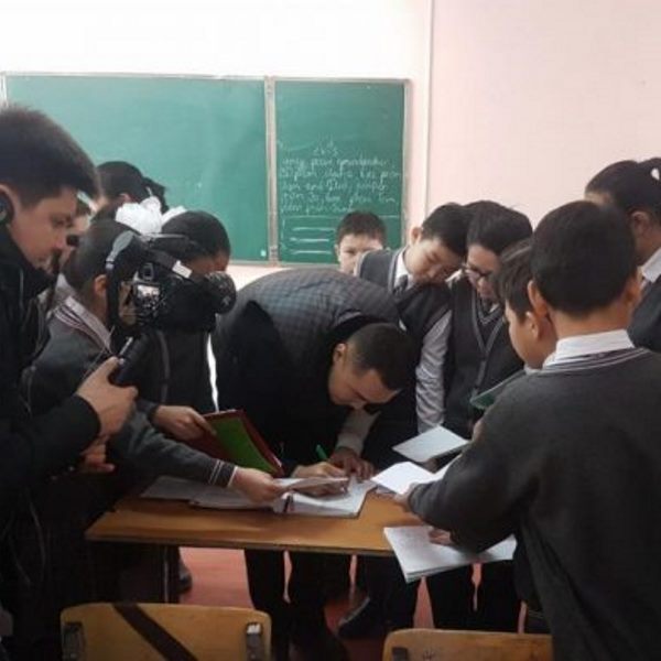 Бейбут Шуменов вернулся в родной Шымкент