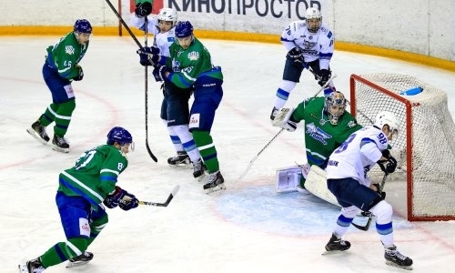 Фоторепортаж с матча МХЛ «Толпар» — «Снежные Барсы» 5:0