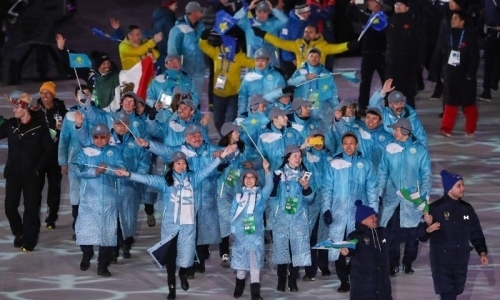Фоторепортаж с прохода сборной Казахстана на церемонии закрытия Олимпиады-2018