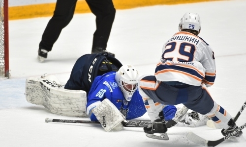 Фоторепортаж с матча МХЛ «Снежные Барсы» — «Сарматы» 3:4 Б
