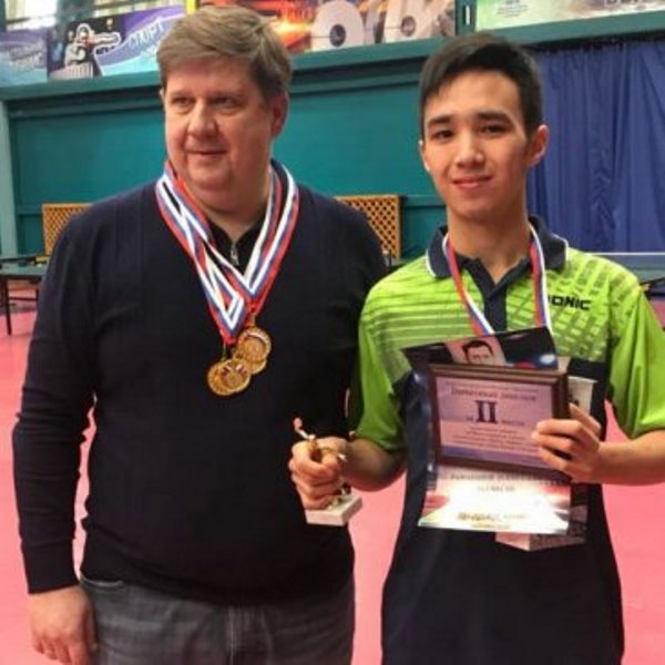 Казахстанцы завоевали три медали на международном турнире по настольному теннису в России