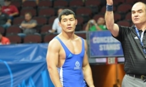 Дильмухамедов впервые выиграл «золото» чемпионата Азии по греко-римской борьбе