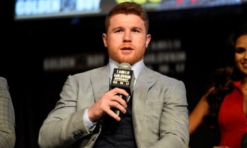 «Канело» посоветовал тренеру Головкина задуматься над «идиотскими вещами», о которых он говорит