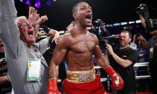 Келл Брук одержал первую победу после избиения от GGG, нокаутировав соперника во втором раунде