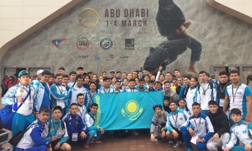 Казахстанцы завоевали шесть медалей в первый день молодежного чемпионата мира по джиу-джитсу