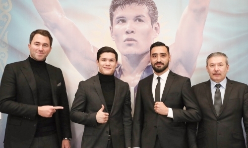 Стал известен срок контракта Елеусинова с промоутерской компанией Хирна